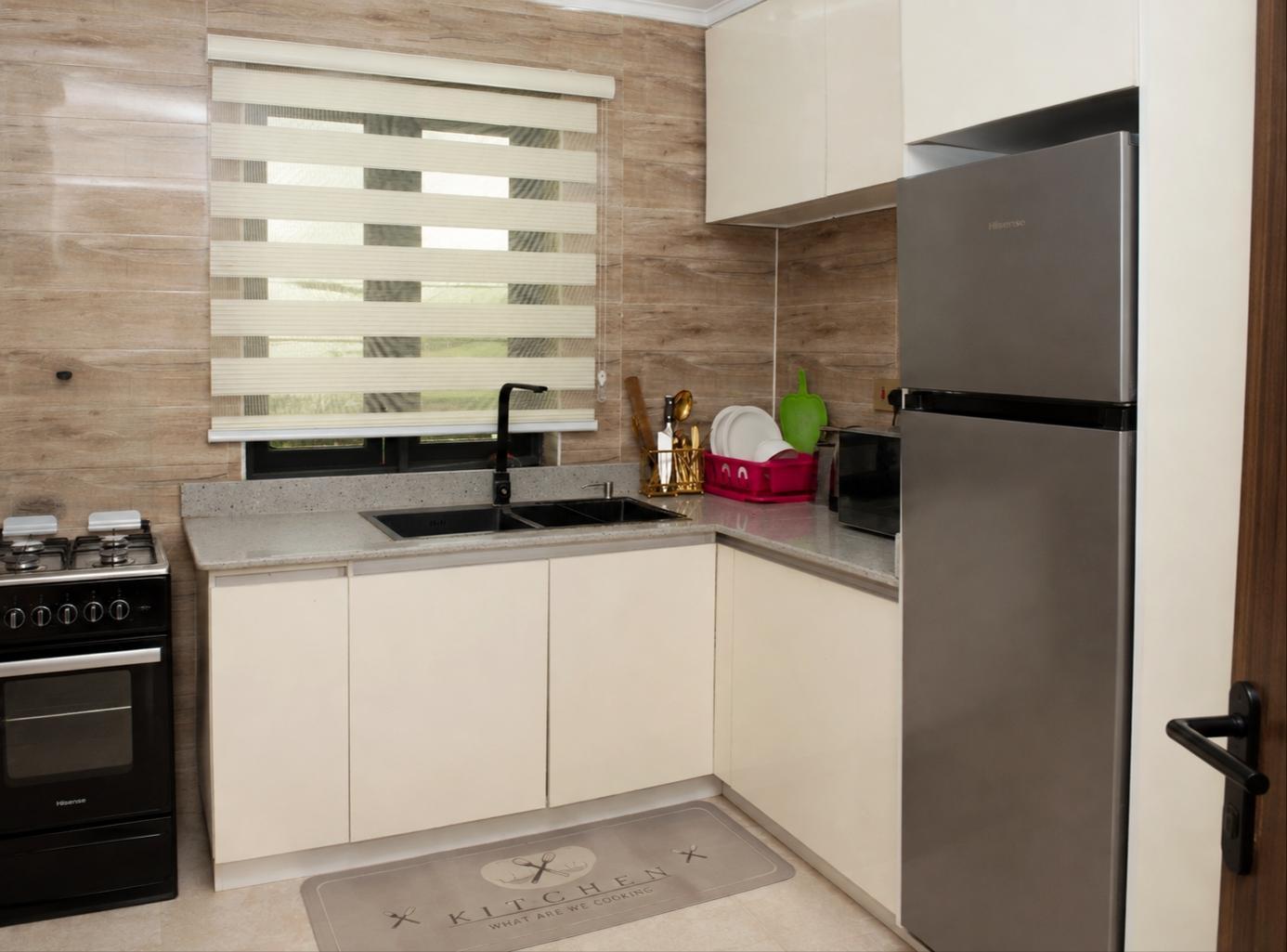Presidential Suite (3-Bedroom) - ₦170,000/night - Image 2